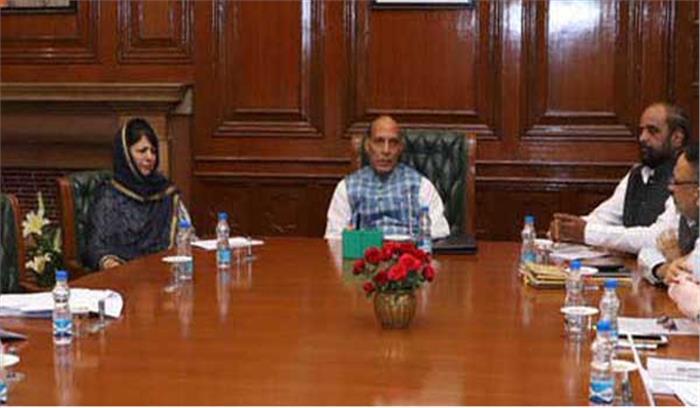 घाटी में हिंसा की घटनाओं में कमी आई: महबूबा मुफ्ती