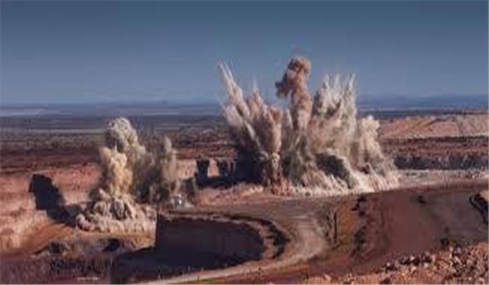 बारूदी सुरंग विस्फोट में सेना के दो अधिकारी घायल 