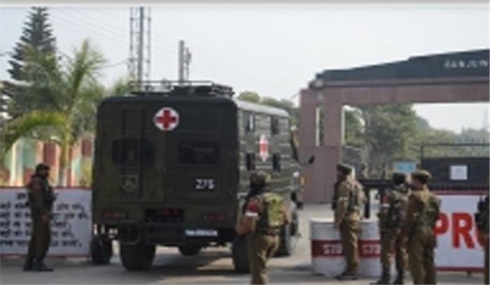 जम्मू आतंकी हमले में 2 जवान शहीद, जेसीओ की बेटी ज़ख्मी 