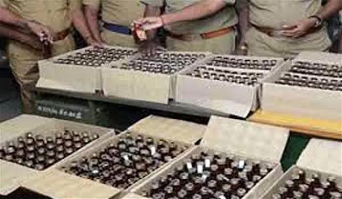 जमुई में वाहन पर लदी 27 कार्टन विदेशी शराब बरामद