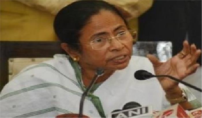 जन धन, उज्जवला योजनाओं में घोटालों पर से भविष्य में उठेगा परदा : ममता