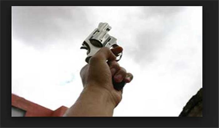 ​​​​​​​  पुलिस फायरिंग में 1 की मौत, 7 घायल