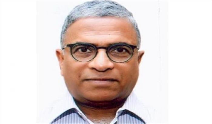 राजग उम्मीदवार हरिवंश नारायण सिंह ने राज्यसभा उपसभापति के लिए नामांकन दाखिल किया