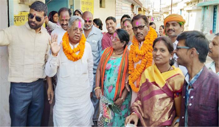 रायपुर ग्रामीण विधानसभा में जनसम्पर्क यात्रा का स्वागत