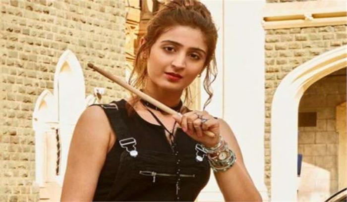 जन्मदिन पर ध्वनि ने दिहाड़ी मजदूरों के लिए दान किया 55 हजार रुपये