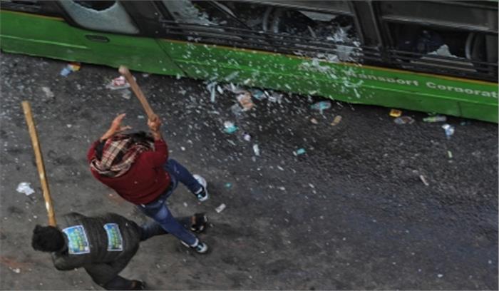 26 जनवरी की हिंसा में 45 बसें क्षतिग्रस्त : डीटीसी