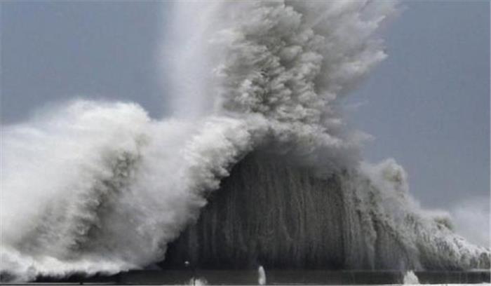 जापान में शक्तिशाली तूफान जेबी ने दी दस्तक,600 से ज्यादा उड़ानें रद्द