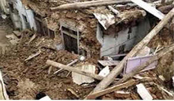 मकान के मलवे में दबकर दंपति की मृत्यु, दो घायल मकान के मलवे में दबकर दंपति की मृत्यु, दो घायल