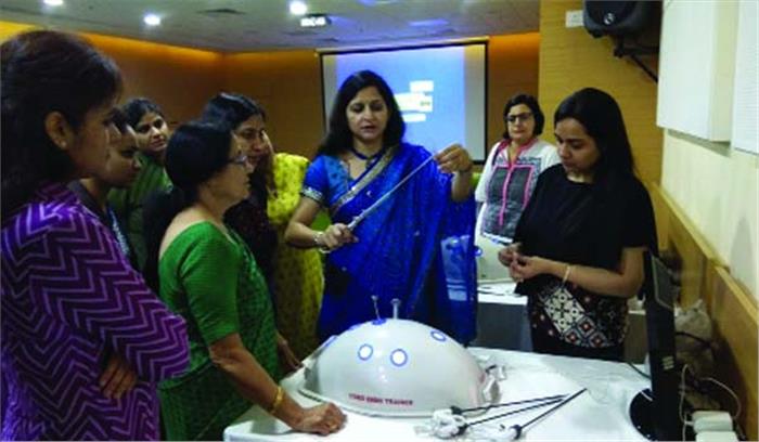 जाने-माने गाइनी सर्जनों ने किया 12 दुर्लभ लैप्रोस्कोपिक ऑपरेशन