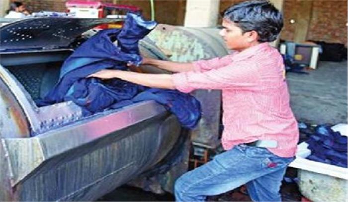 जींस डाई करने वाली फैक्ट्रियों के केमिकल्स से फैल रहे कैंसर पर विभागों से रिपोर्ट तलब