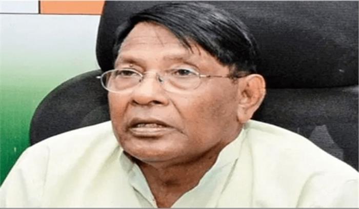 झारखंड के वित्त मंत्री डॉ रामेश्वर उरांव ने केंद्र को दे डाली ज्यादा नोट छापने की नसीहत