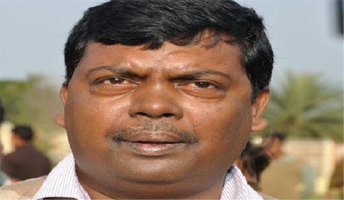 बंगाल में बाढ़ के लिए झारखंड जिम्मेदार नहीं: चंद्र प्रकाश
