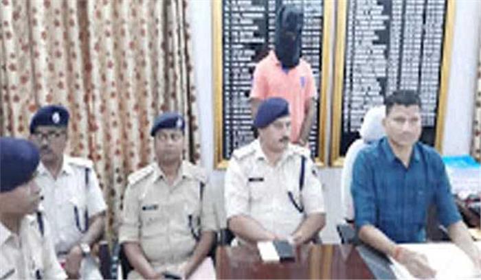 दुमका में यात्री बस लूटकांड का मुख्य सरगना गिरफ्तार