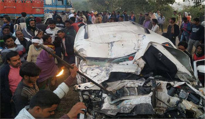 झारखंड के गढ़वा में भीषण सड़क दुर्घटना में पांच लोगों की मौत