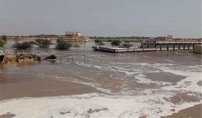 विकास का न्यू इंडिया मॉडल : तीन महीने पहले शुरू हुआ बाँध टूटा