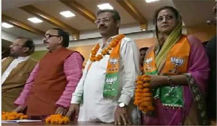 यूपी में कांग्रेस को झटका, जितिन प्रसाद के भाई-भाभी भाजपा में शामिल