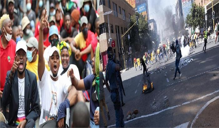 दक्षिण अफ्रीका में छात्रों का विरोध प्रदर्शन,  एक व्यक्ति की मौत