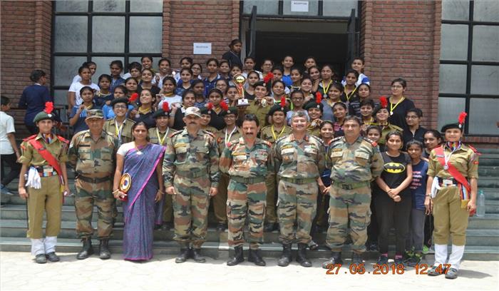 सावित्रीबाई फुले की कैडेट ने किया बेहतरीन प्रदर्शन