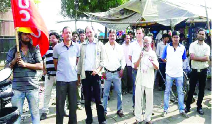 श्रम संघों ने दी 14 दिनों के हड़ताल की चेतावनी