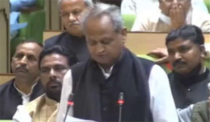 पत्रकारों की पेंशन 15 हजार, चिकित्सा बीमा पांच लाख रुपये होगा