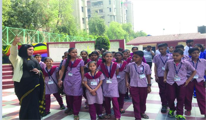 झुग्गी क्षेत्र के बच्चों के लिए आयोजित हुए सांस्कृतिक कार्यक्रम