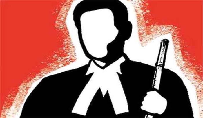 न्यायाधीश के व्यवहार से खफा वकील हड़ताल पर