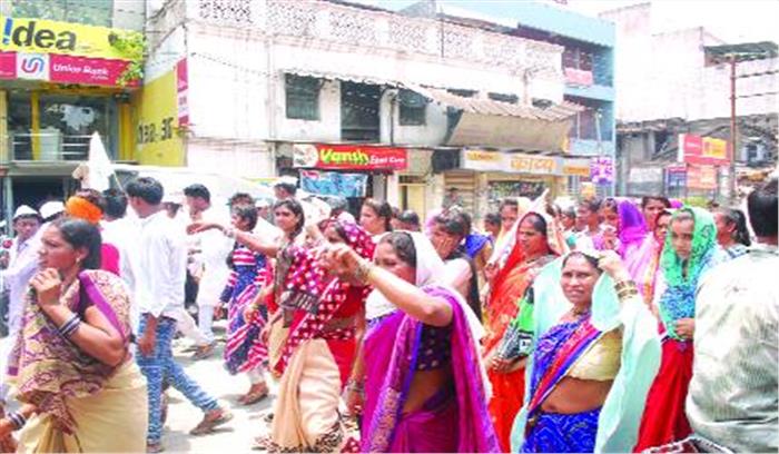कबीर जयंती पर निकली शोभायात्रा