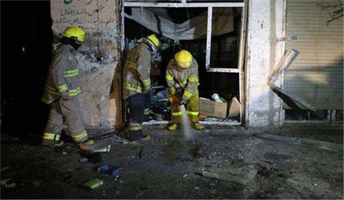 काबुल गैस स्टेशन में लगी आग, 3 मरे, 44 घायल काबुल गैस स्टेशन में लगी आग, 3 मरे, 44 घायल