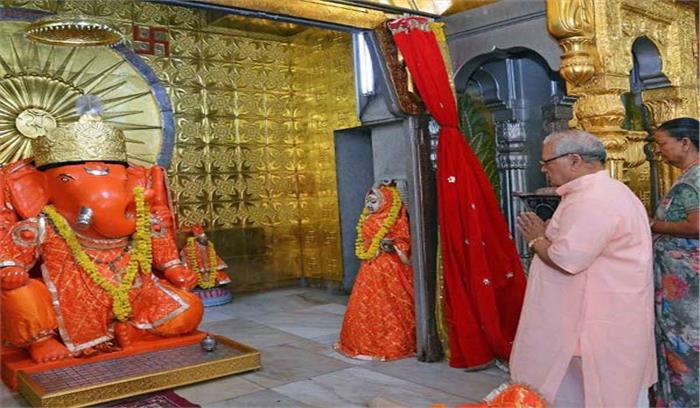 कलराज मिश्र ने गणेश मंदिर में की पूजा अर्चना