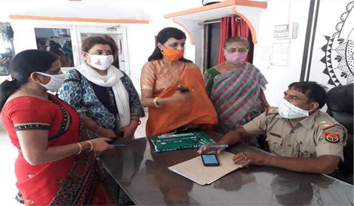 कंगना पर टिप्पणी, शिव सेना नेता के खिलाफ भाजपा ने दी तहरीर