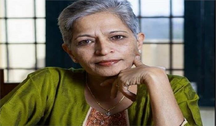 गौरी लंकेश की बर्बर हत्या के बाद सोशल मीडिया पर किस क़दर ज़हर उगला जा रहा!