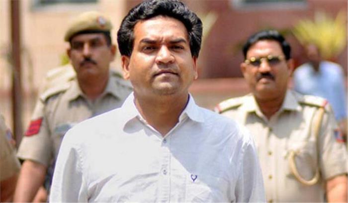 आप पर चंदों की झूठी जानकारी देने का आरोप लगाया कपिल मिश्रा ने आप पर चंदों की झूठी जानकारी देने का आरोप लगाया कपिल मिश्रा ने