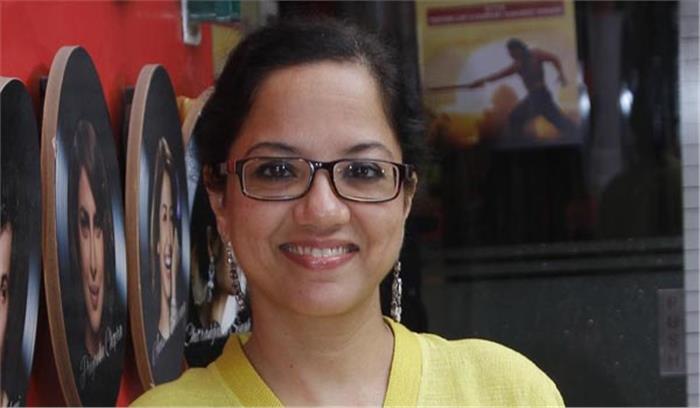 महिला होने के चलते बॉलीवुड में दिक्कत का सामना नहीं करना पड़ा: तनुजा चंद्रा