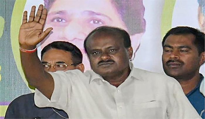 कुमारस्वामी को कर्नाटक में स्थिर सरकार बनने पर संशय कुमारस्वामी को कर्नाटक में स्थिर सरकार बनने पर संशय