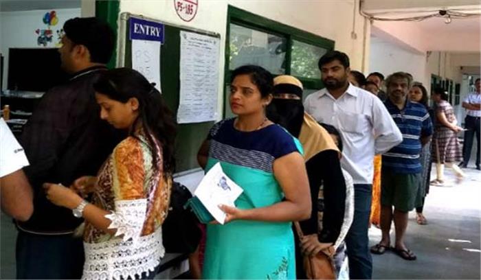 कर्नाटक में किसी दल को बहुमत नहीं, एक्जिट पोल में त्रिशंकु विधानसभा