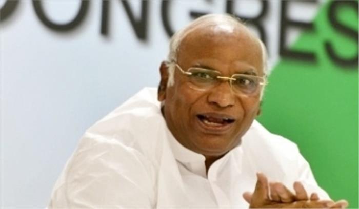 कर्नाटक में कांग्रेस करने जा रही वापसी : खड़गे कर्नाटक में कांग्रेस करने जा रही वापसी : खड़गे