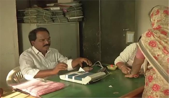  कर्नाटक विधानसभा चुनाव:  सुरक्षा व्यवस्था के बीच मतदान शुरू