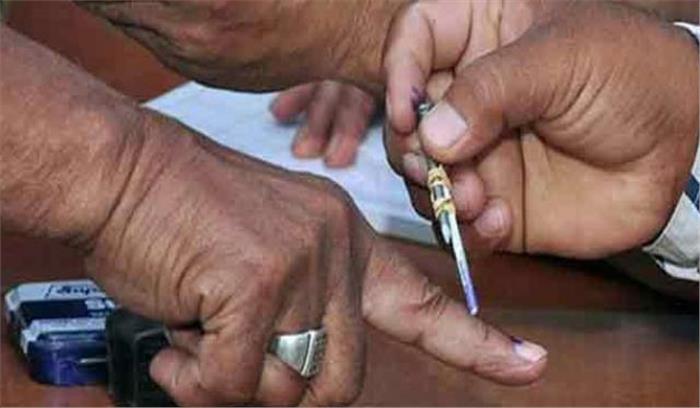 कर्नाटक उपचुनाव : तीन लोकसभा और दो  विधानसभा सीटों पर मतदान शुरु