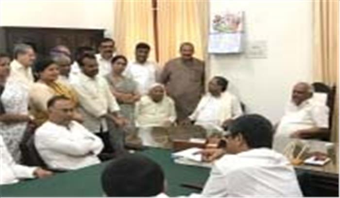 कर्नाटक : कांग्रेस के 2 और विधायकों का इस्तीफा