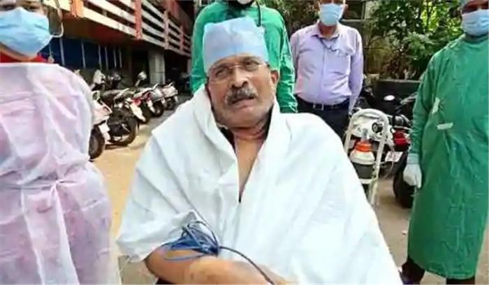 सड़क दुर्घटना के एक महीने बाद श्रीपद नाइक को मिली अस्पताल से छुट्टी