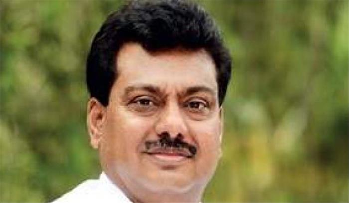 एक साल ही चल पायेगी येदियुरप्पा सरकार : पाटिल एक साल ही चल पायेगी येदियुरप्पा सरकार : पाटिल