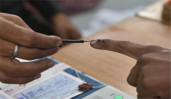 कर्नाटक में मतदान बूथ के अंदर स्मार्ट-फोन ले जाने पर प्रतिबंध