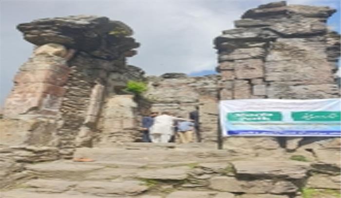 करतारपुर कॉरिडोर पर काम जारी, शारदा मंदिर पहुंच से दूर