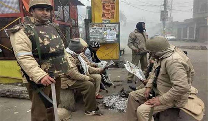 कासगंज में शांति के बाद धार्मिक स्थल की दीवार गिरने से फिर तनाव