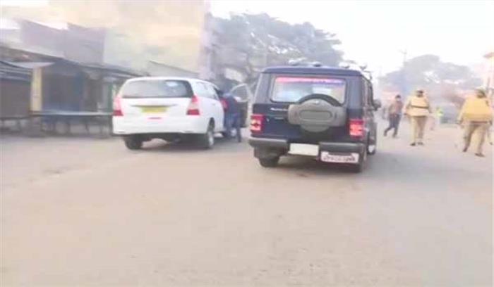 कासगंज हिंसा: स्थिति अब सामान्य, चहल पहल शुरु कासगंज हिंसा: स्थिति अब सामान्य, चहल पहल शुरु