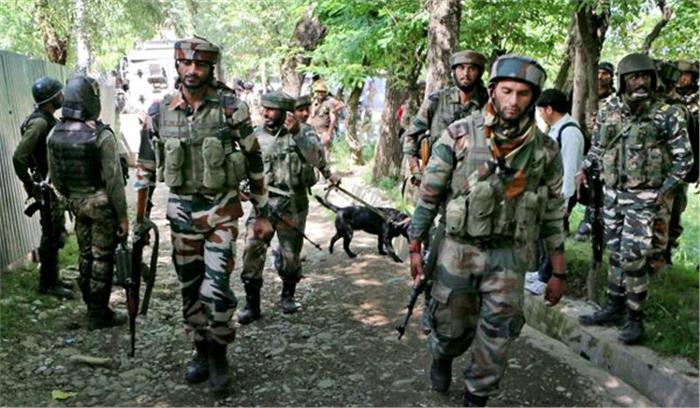 कश्मीर में मुठभेड़ खत्म, तीसरा आतंकवादी ढेर​​​​​​​