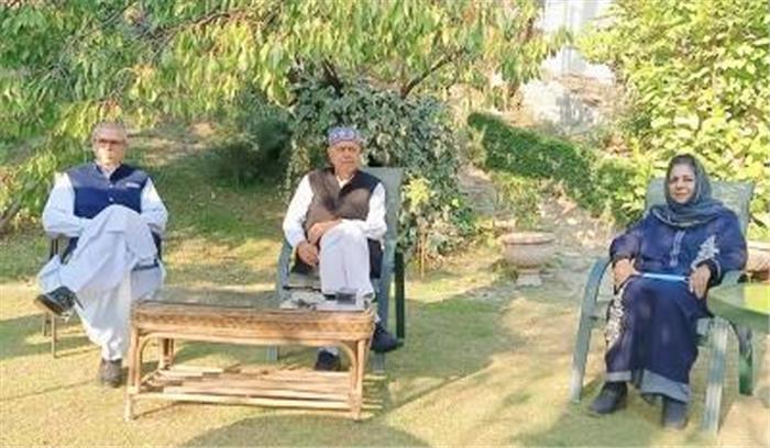 कश्मीर के लिए आजादी विकल्प नहीं : फारूक