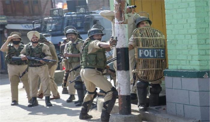 कश्मीर में 5 आतंकवादी ढेर, 5 नागरिकों की भी झड़प में मौत