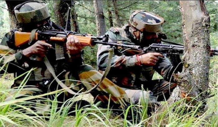 कश्मीर : आतंकवादियों के साथ मुठभेड़ में तीन जवान शहीद, चार आतंकावादियों को मार गिराया​​​​​​​