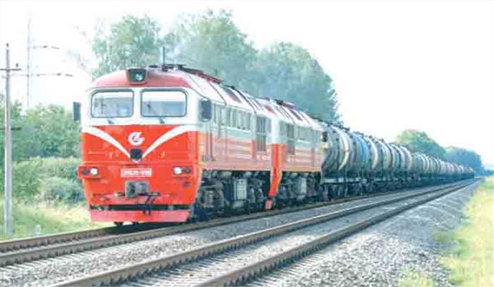 घाटी में सुरक्षा कारणों से ट्रेन सेवाएं स्थगित